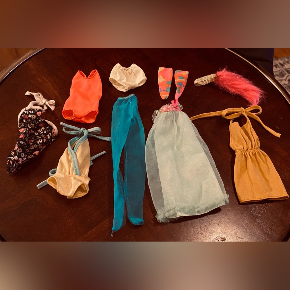 Vintage Barbie Doll lot Clothing Outfits Fashions Accessories